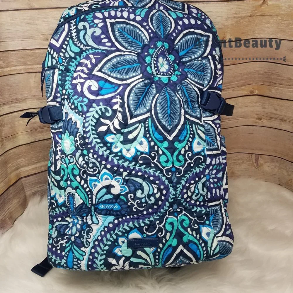 Vera Bradley Essential Expandable LG Quilted Blue Island Medallion Backpack New - Picture 2 of 13